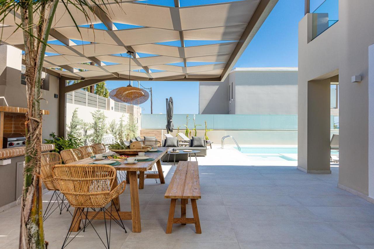 Lagoon Seabreeze Villa, Sumptuous Retreat, By Thinkvilla Pánormos Eksteriør bilde