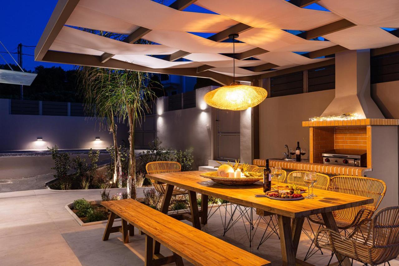 Lagoon Seabreeze Villa, Sumptuous Retreat, By Thinkvilla Pánormos Eksteriør bilde