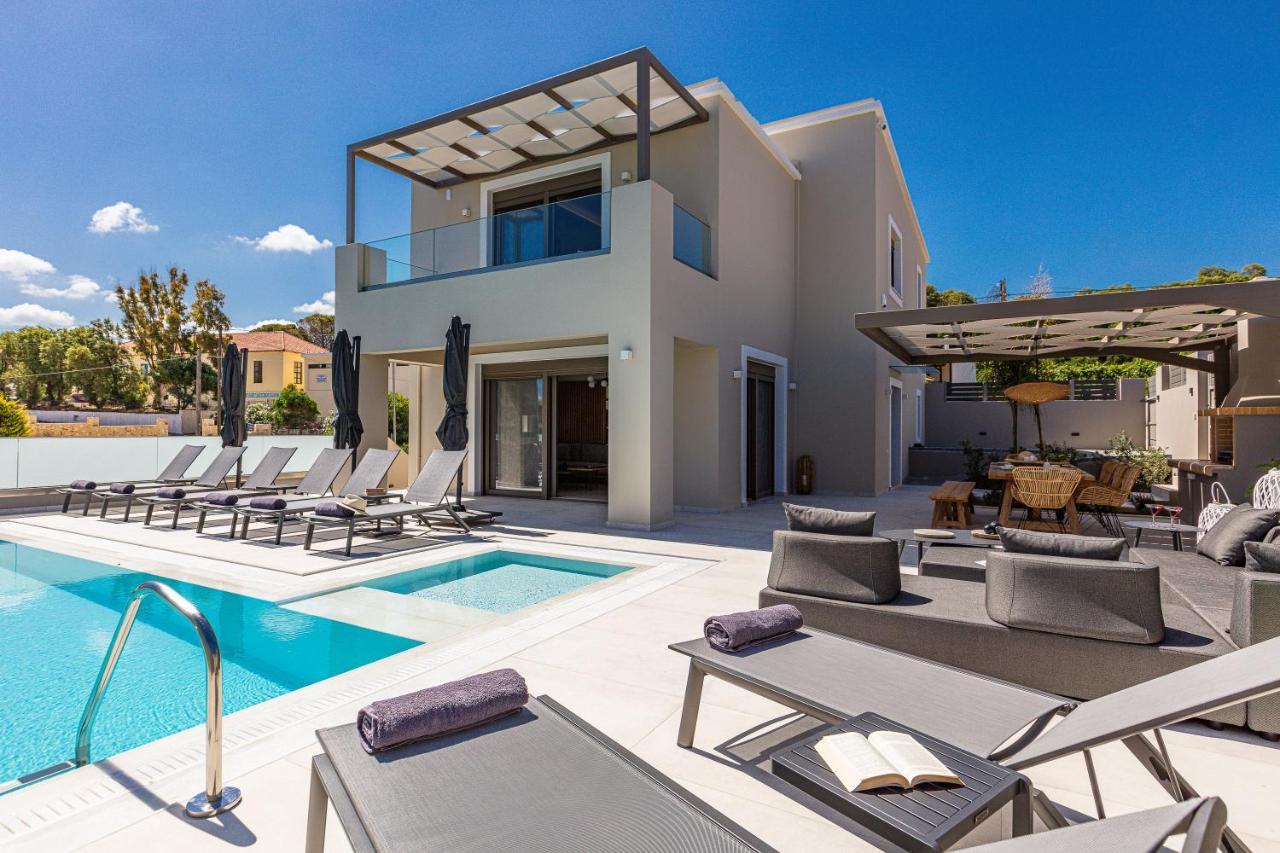 Lagoon Seabreeze Villa, Sumptuous Retreat, By Thinkvilla Pánormos Eksteriør bilde