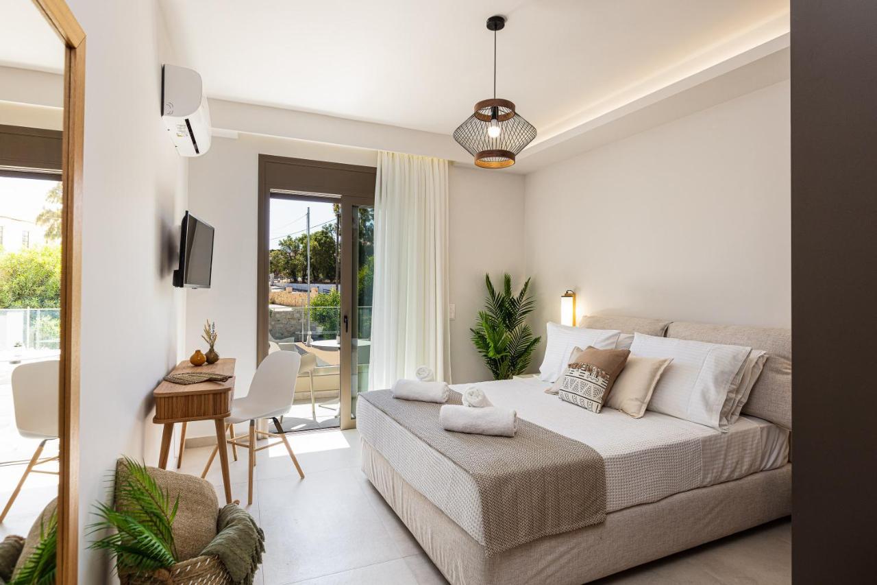 Lagoon Seabreeze Villa, Sumptuous Retreat, By Thinkvilla Pánormos Eksteriør bilde