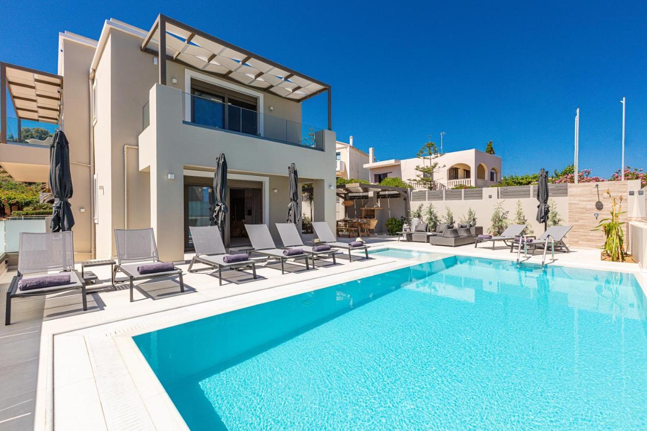 Lagoon Seabreeze Villa, Sumptuous Retreat, By Thinkvilla Pánormos Eksteriør bilde