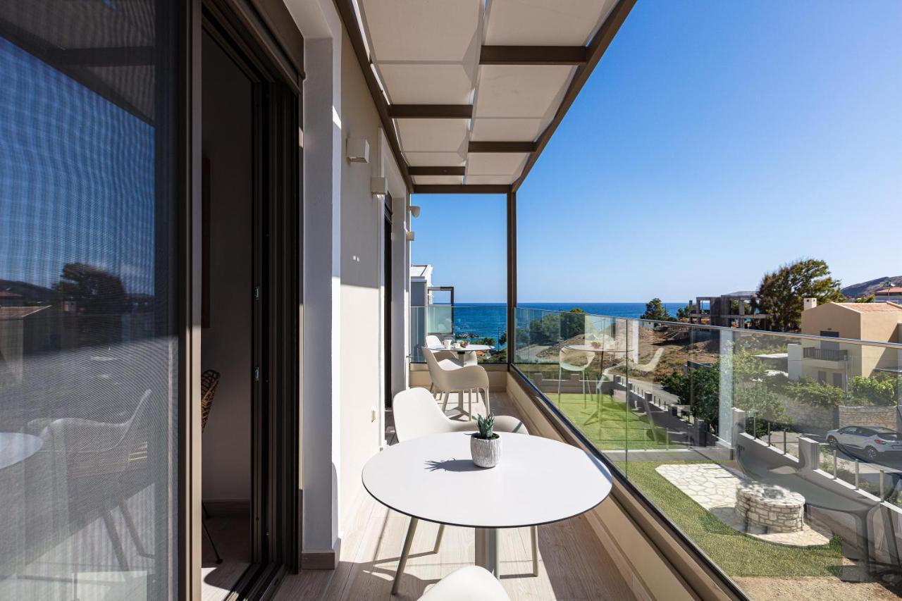 Lagoon Seabreeze Villa, Sumptuous Retreat, By Thinkvilla Pánormos Eksteriør bilde