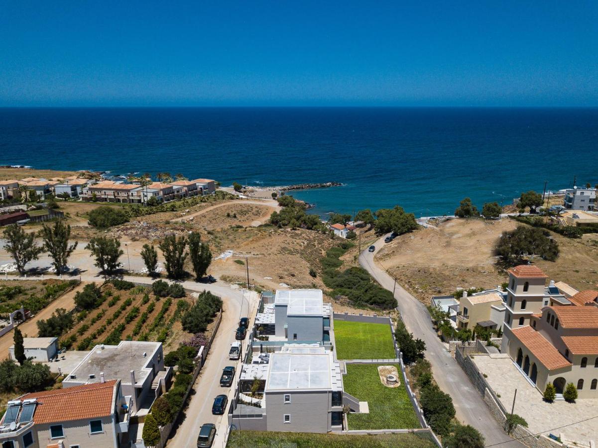 Lagoon Seabreeze Villa, Sumptuous Retreat, By Thinkvilla Pánormos Eksteriør bilde