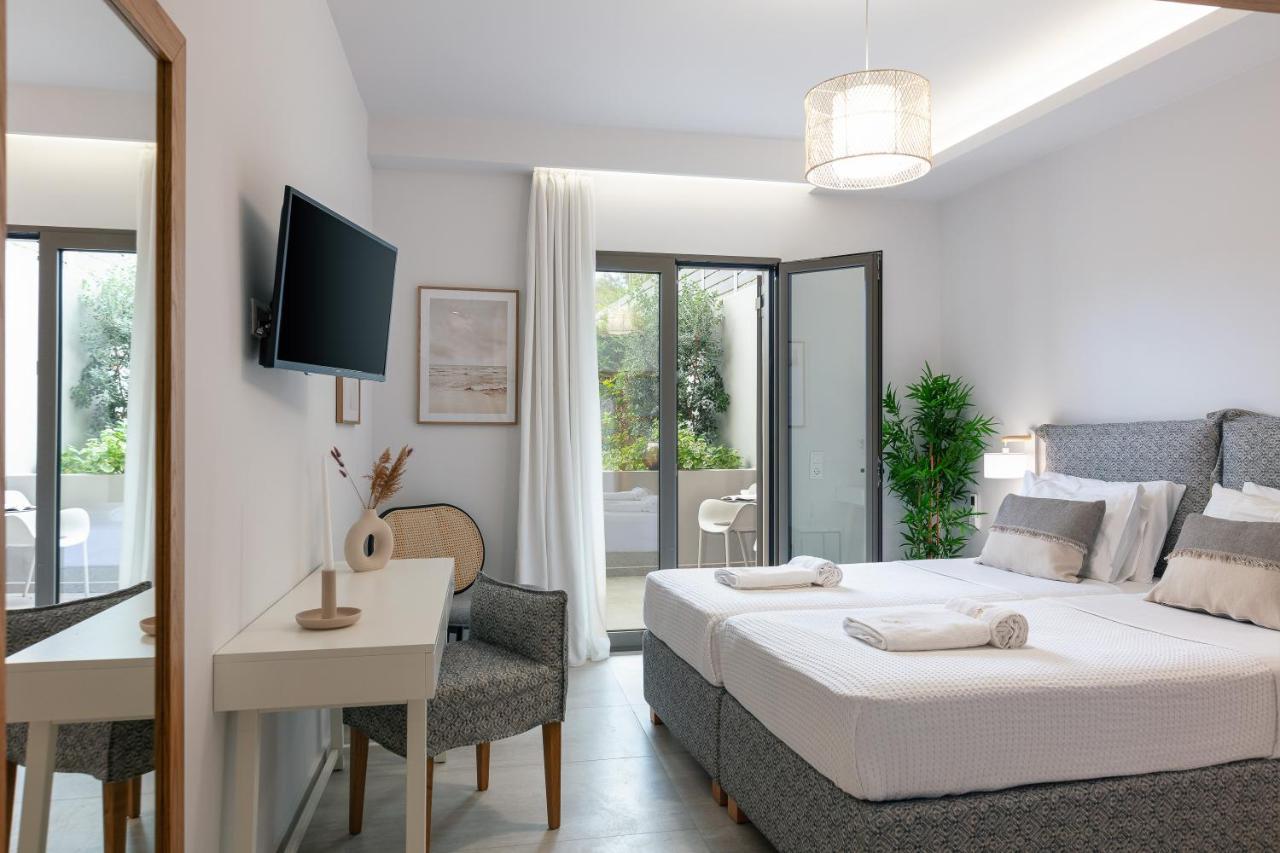 Lagoon Seabreeze Villa, Sumptuous Retreat, By Thinkvilla Pánormos Eksteriør bilde